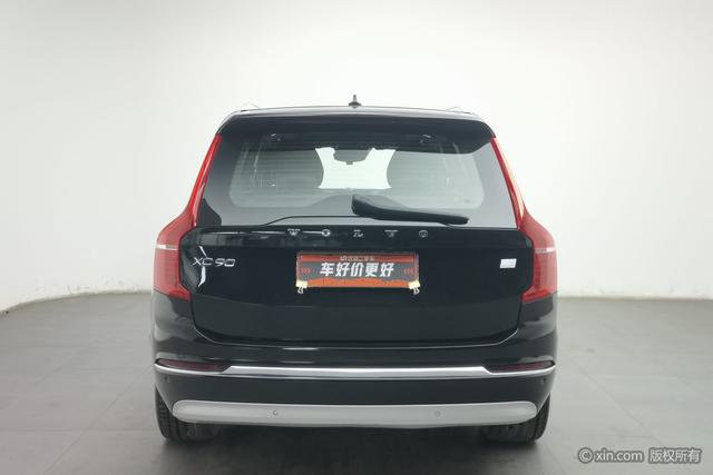 Volvo XC90 PHEV 2022 E-Drive Hybrid T8 Smart Enjoy Luxury 7-Seater – фото 4