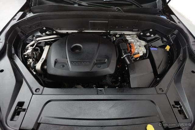 Volvo XC90 PHEV 2022 E-Drive Hybrid T8 Smart Enjoy Luxury 7-Seater – фото 7