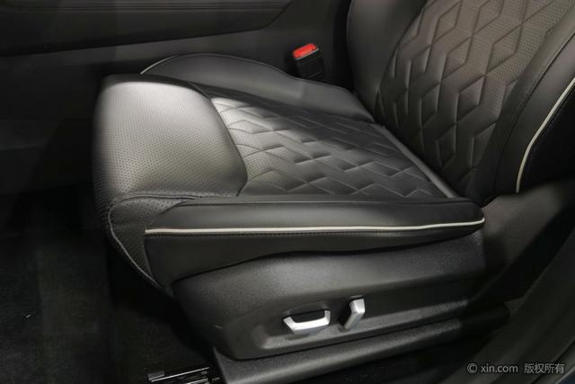 WULING Jiachen 2022 1.5T CVT Premium Flagship – фото 21