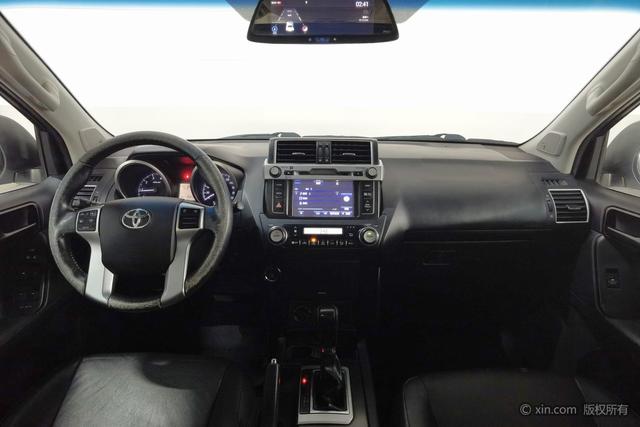 Toyota Prado 2016 модификация 2.7L автоматическое Deluxe Edition – фото 14