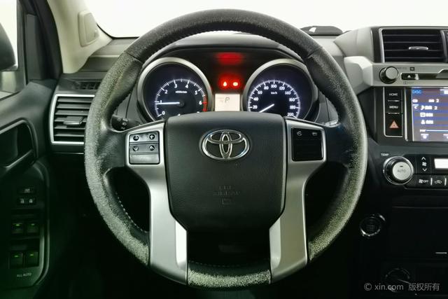 Toyota Prado 2016 модификация 2.7L автоматическое Deluxe Edition – фото 15