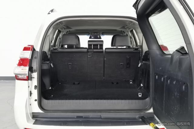 Toyota Prado 2016 модификация 2.7L автоматическое Deluxe Edition – фото 20