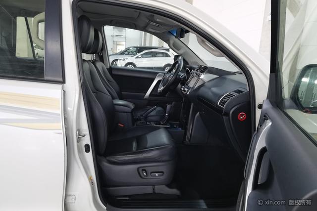 Toyota Prado 2016 модификация 2.7L автоматическое Deluxe Edition – фото 22