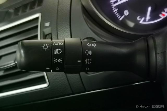 Toyota Prado 2016 модификация 2.7L автоматическое Deluxe Edition – фото 24