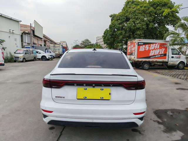 Geely Emgrand 2022 4th Gen 1.5L CVT Premium – фото 7
