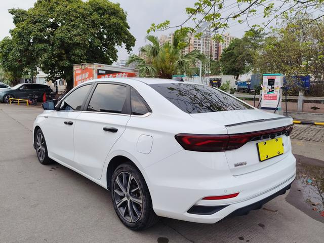 Geely Emgrand 2022 4th Gen 1.5L CVT Premium – фото 9