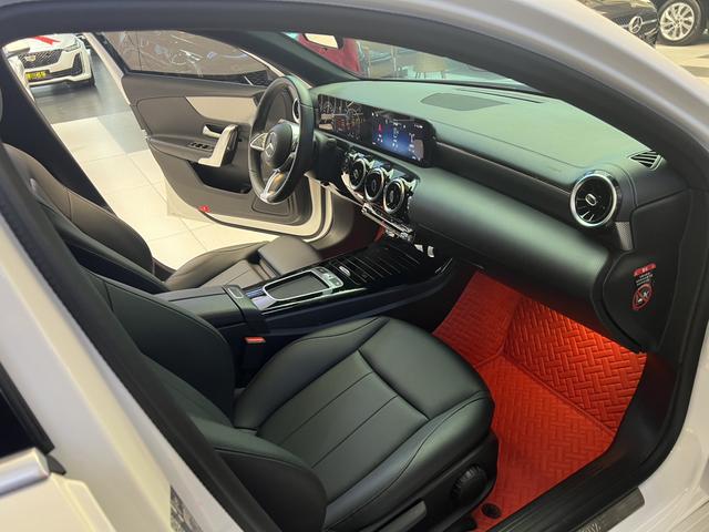 Mercedes-Benz A-class 2024 A 180 L – фото 7