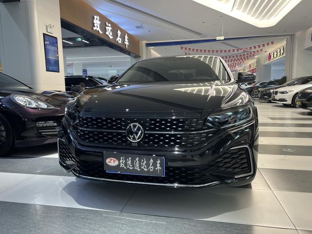 Volkswagen Passat 2025 Outstanding Edition 380TSI Dragon Soar Edition – фото 2