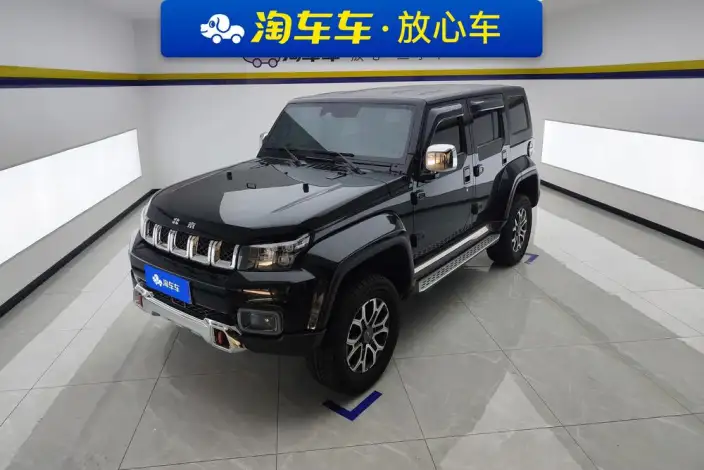 BAIC BJ40 2023 Model 2.0T Automatic 4WD City Hunter Edition Supreme Model – фото 1