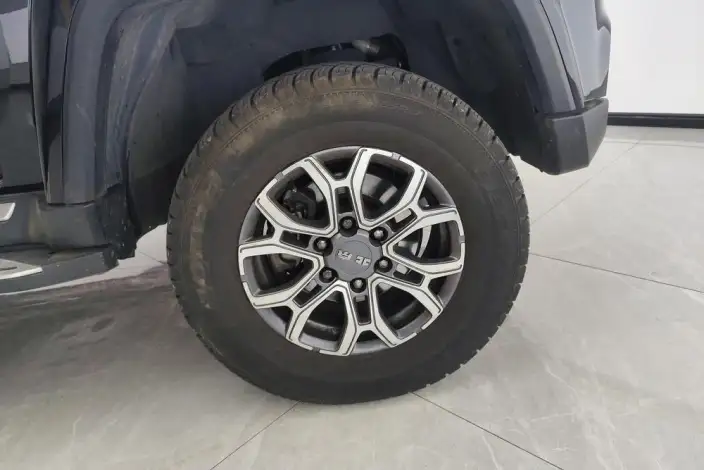 BAIC BJ40 2023 Model 2.0T Automatic 4WD City Hunter Edition Supreme Model – фото 21