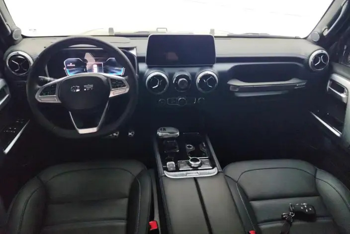 BAIC BJ40 2023 Model 2.0T Automatic 4WD City Hunter Edition Supreme Model – фото 29