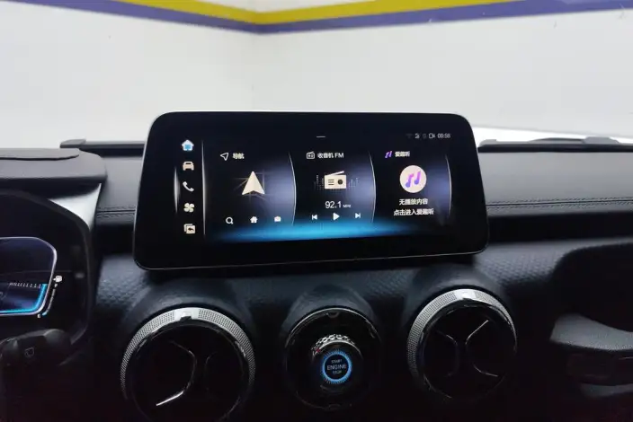 BAIC BJ40 2023 Model 2.0T Automatic 4WD City Hunter Edition Supreme Model – фото 30