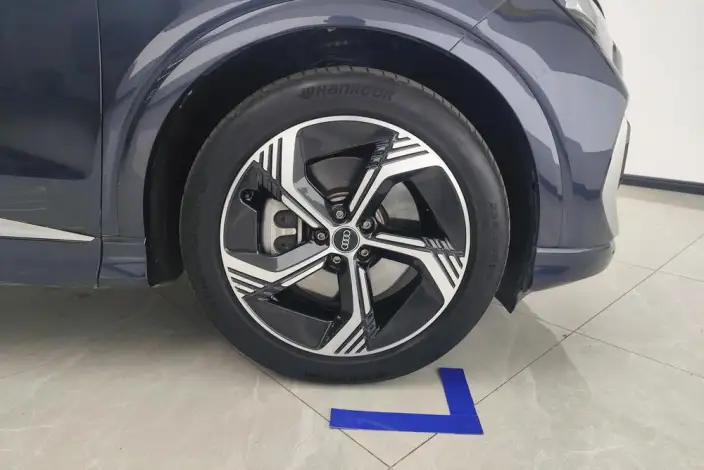 Audi Q4 e-tron 2024 Model 40 e-tron Genesis Edition – фото 21