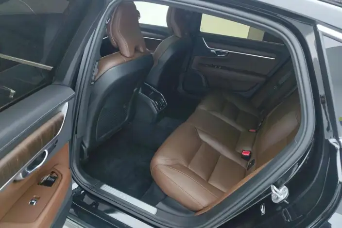 Volvo S90 2023 Model B5 Smart Range Deluxe Edition – фото 16