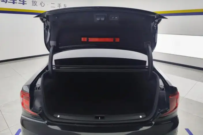 Volvo S90 2023 Model B5 Smart Range Deluxe Edition – фото 17