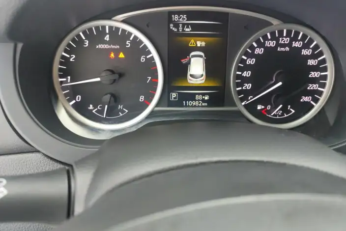 Nissan Tiida 2021 Model 1.6L CVT Zhixing Edition – фото 14