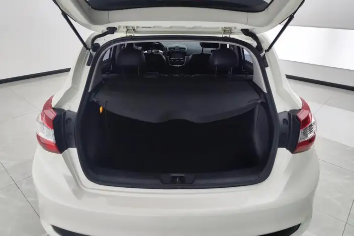 Nissan Tiida 2021 Model 1.6L CVT Zhixing Edition – фото 34