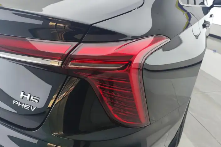 Hongqi H5 PHEV 2025 Model 130 Chao Hybrid Edition – фото 23