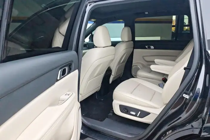 Li Auto ONE 2021 Model Extended Range 6 seat Edition – фото 16