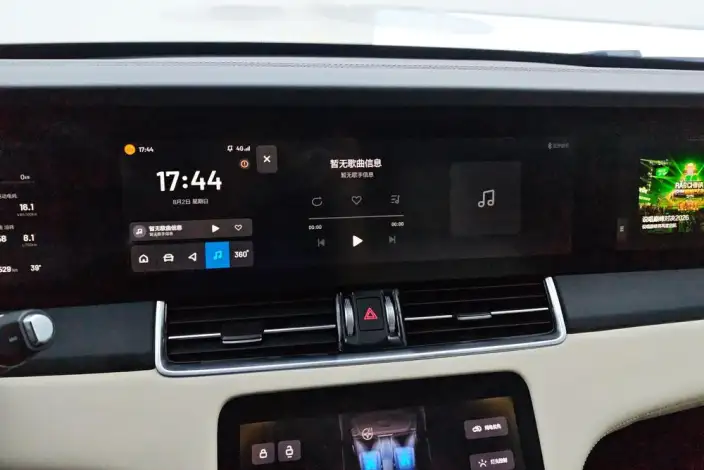 Li Auto ONE 2021 Model Extended Range 6 seat Edition – фото 27