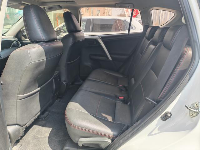 Toyota RAV4 2016 2.0L CVT 2WD Fashion – фото 6