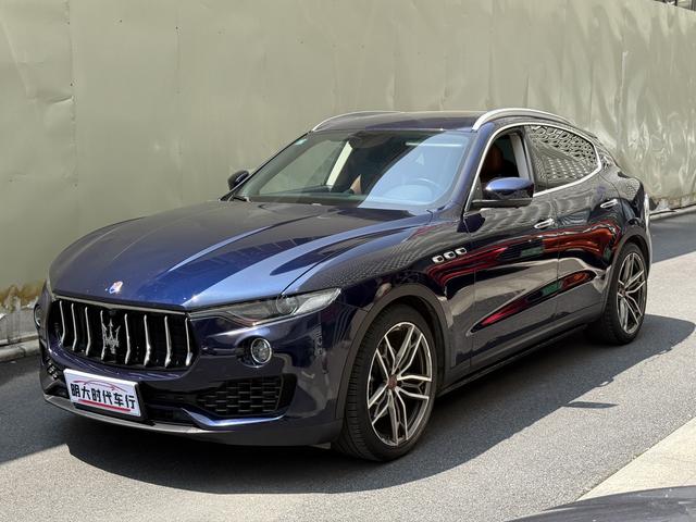 Levante Модель 2019 года 3.0T 350Hp Standard Edition Country VI – фото 1