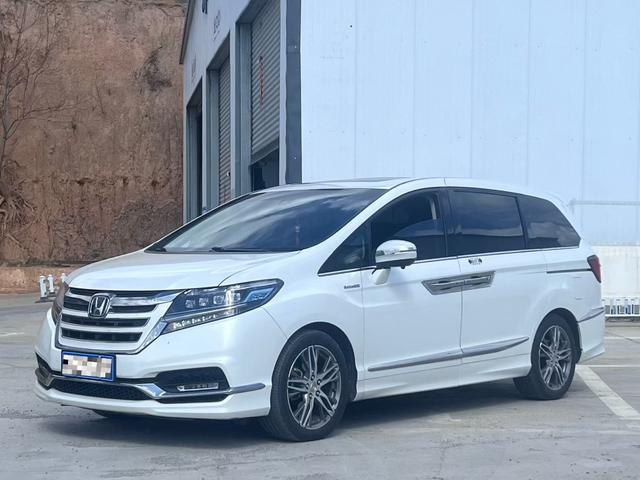 Honda Elysion 2019 2.0L Sharp Hybrid Luxury – фото 1