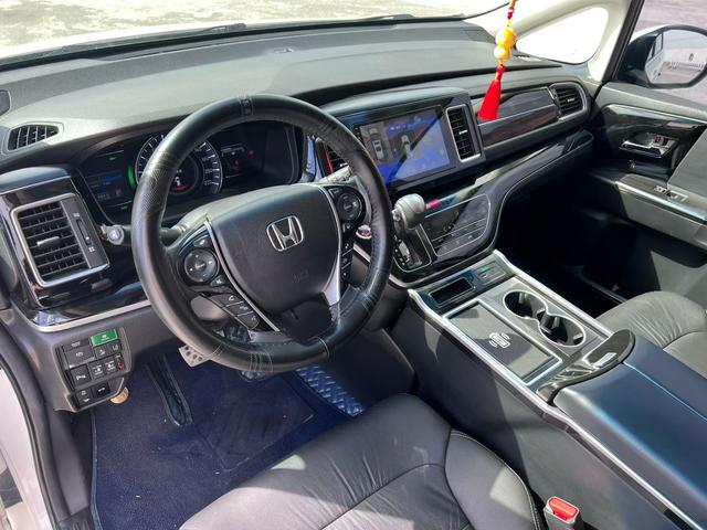 Honda Elysion 2019 2.0L Sharp Hybrid Luxury – фото 4