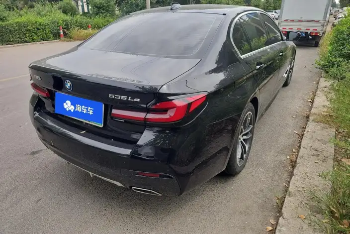 BMW 5 Series PHEV 2022 Model 535Le M Sports Set – фото 3