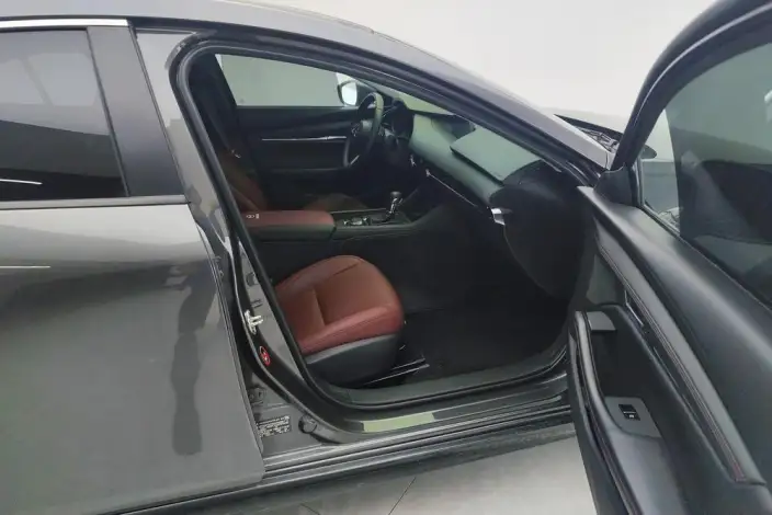 Mazda3 Axela 2025 Model 2.0L Automatic Zhi Zhen Edition – фото 31
