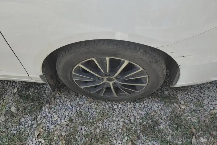Roewe i5 2021 Model 1.5L Manual Platinum edition – фото 7