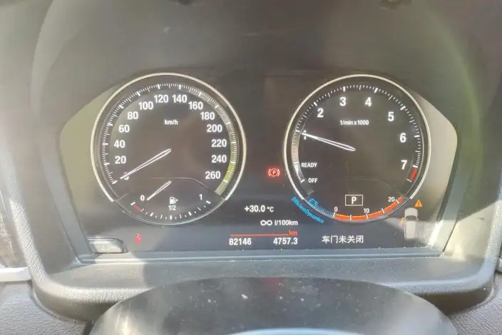 BMW X1 2021 Model xDrive25Li Exclusive Model – фото 14