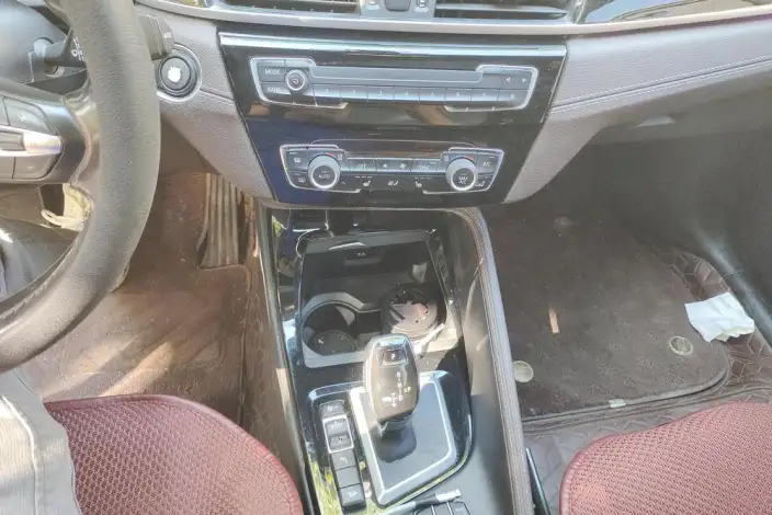 BMW X1 2021 Model xDrive25Li Exclusive Model – фото 15