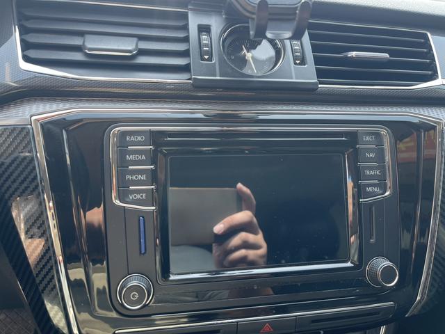 Volkswagen Passat 2016 330TSI DSG Royal – фото 12