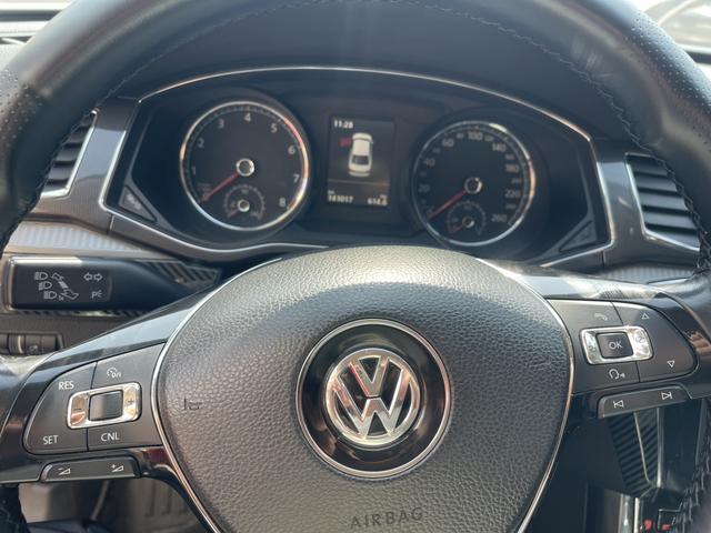 Volkswagen Passat 2016 330TSI DSG Royal – фото 14