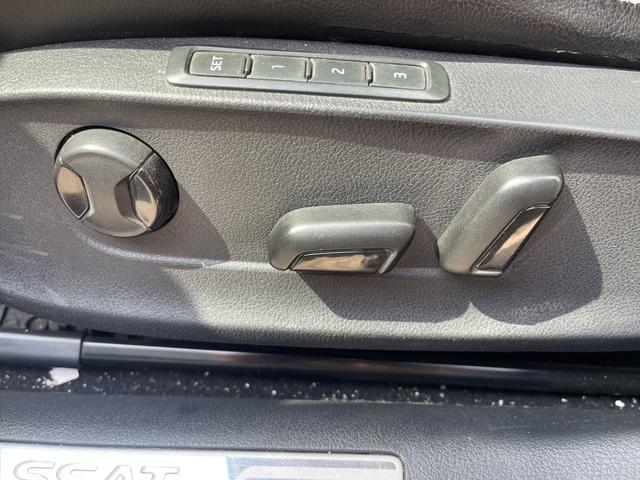Volkswagen Passat 2016 330TSI DSG Royal – фото 15