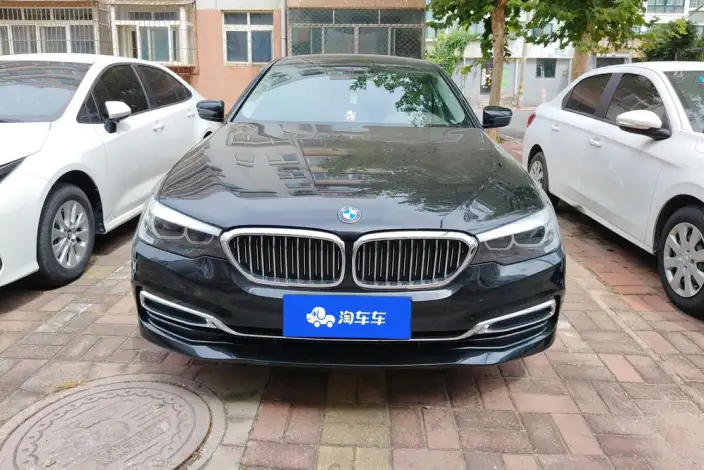 BMW 5 Series 2020 Model 525Li Luxury Set – фото 19