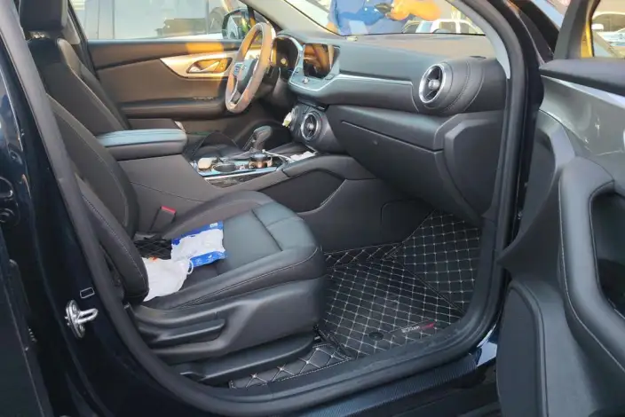 Blazer 2020 Model 650T 7 seat Model Edition – фото 10
