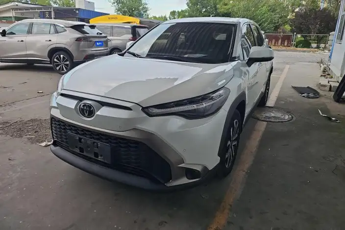 Frontlander 2022 Model 2.0L CVT Deluxe Edition – фото 1