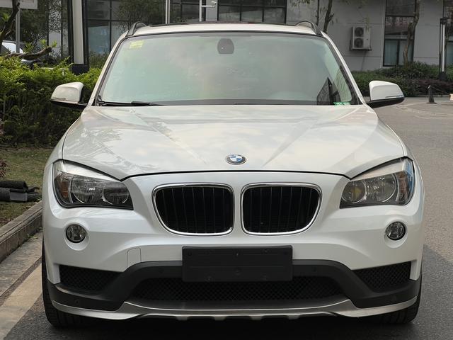 BMW X1 2014 sDrive18i Fashion – фото 2