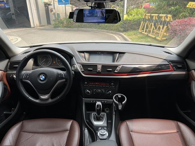 BMW X1 2014 sDrive18i Fashion – фото 15