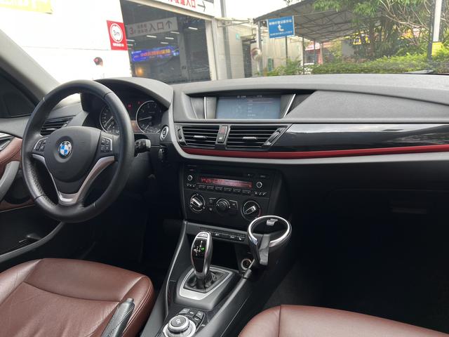 BMW X1 2014 sDrive18i Fashion – фото 28