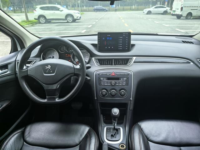 Peugeot 308 2014 Enjoy Classic 1.6L Automatic Trend – фото 9