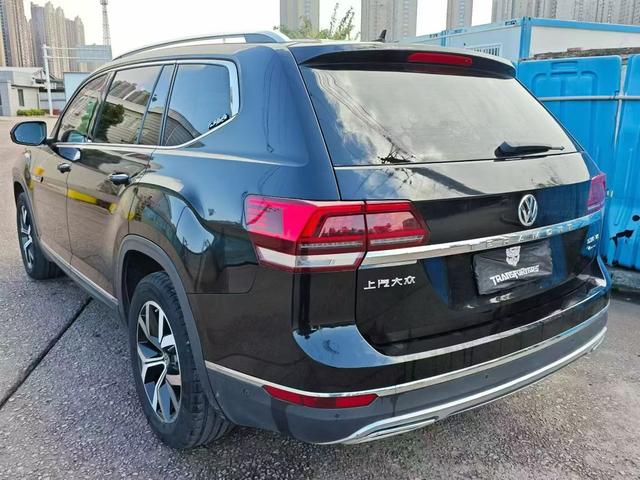 Volkswagen Teramont 2017 модификация 530 V6 4WD Deluxe Edition – фото 7
