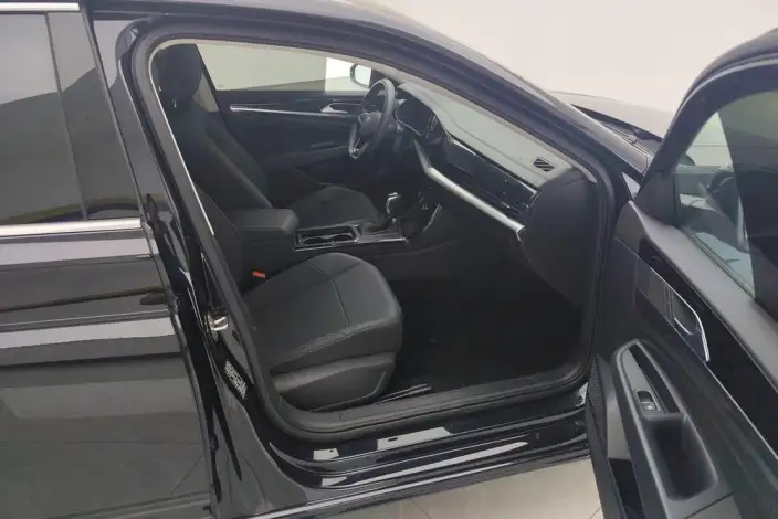 Volkswagen Passat 2024 Model 280TSI Business Edition – фото 30