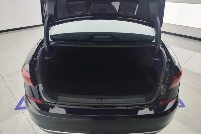 Volkswagen Passat 2024 Model 280TSI Business Edition – фото 34