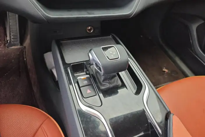 Hongqi E-QM5 2024 Model 610KM PLUS Edition 100kW – фото 15