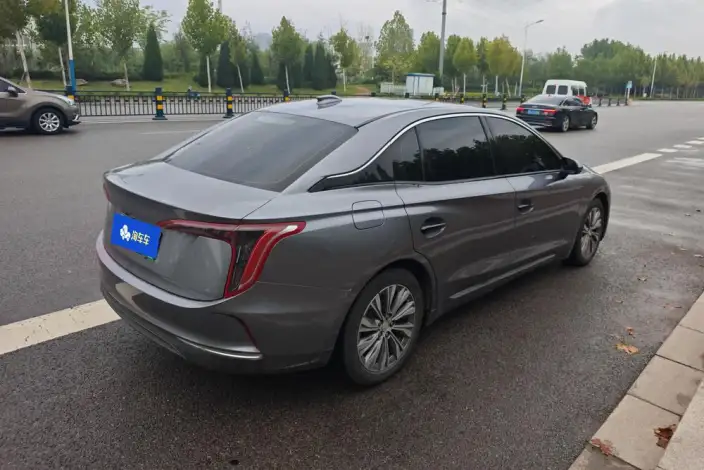 Hongqi E-QM5 2024 Model 610KM PLUS Edition 100kW – фото 20