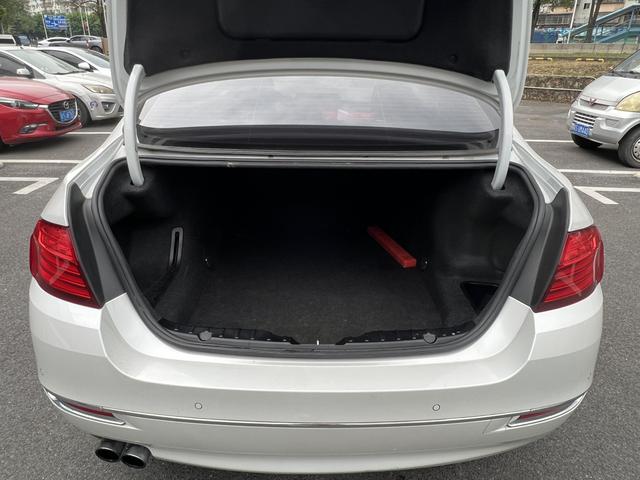 BMW 5 Series 2014 525Li Luxury Design Package – фото 15