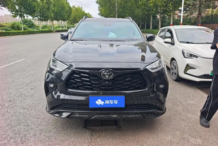 Toyota Highlander 2024 Model Hybrid 2.5L 4WD Elite Edition 7 seat – фото 2
